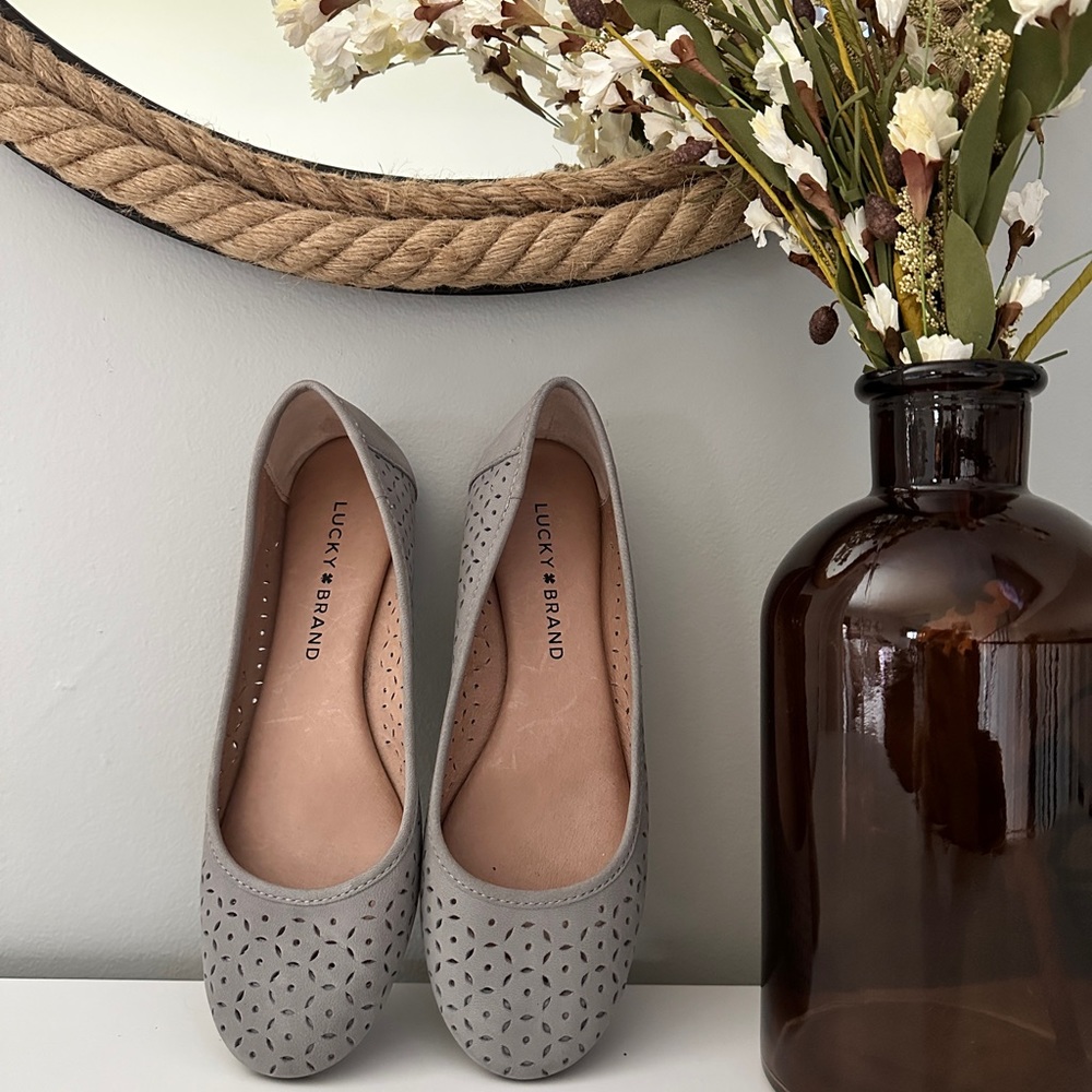 Lucky Brand Ballet Flats Gray Slip Ons Size 6